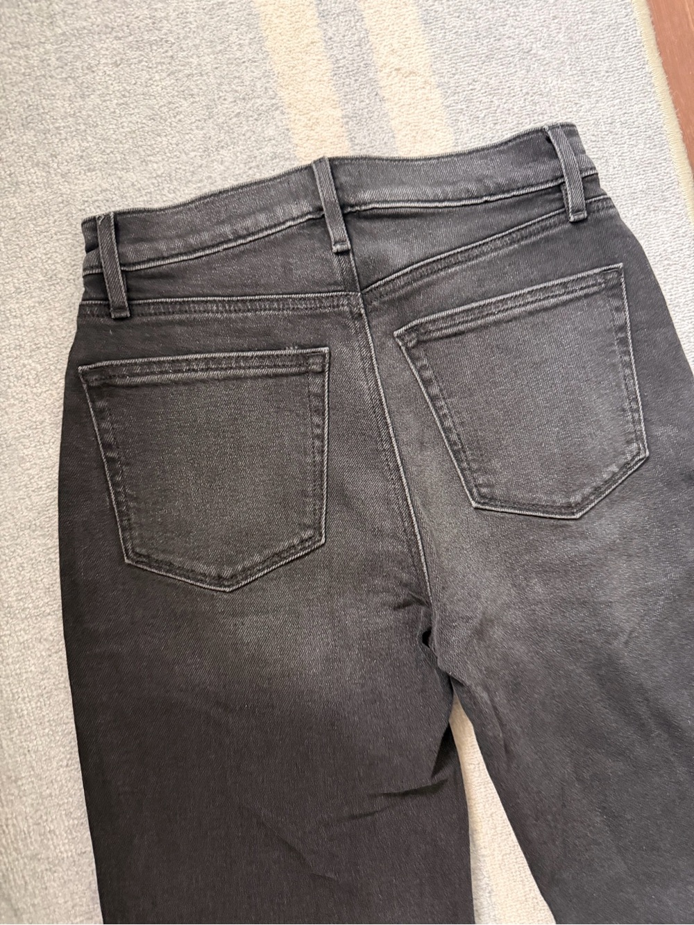 LOFT Rivete Fresh Cut High Rise Wide Leg Jeans in Noir Wash - Picture 8 of 10